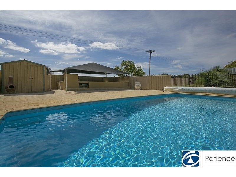 10 Clubhouse Lane, Gnangara WA 6077