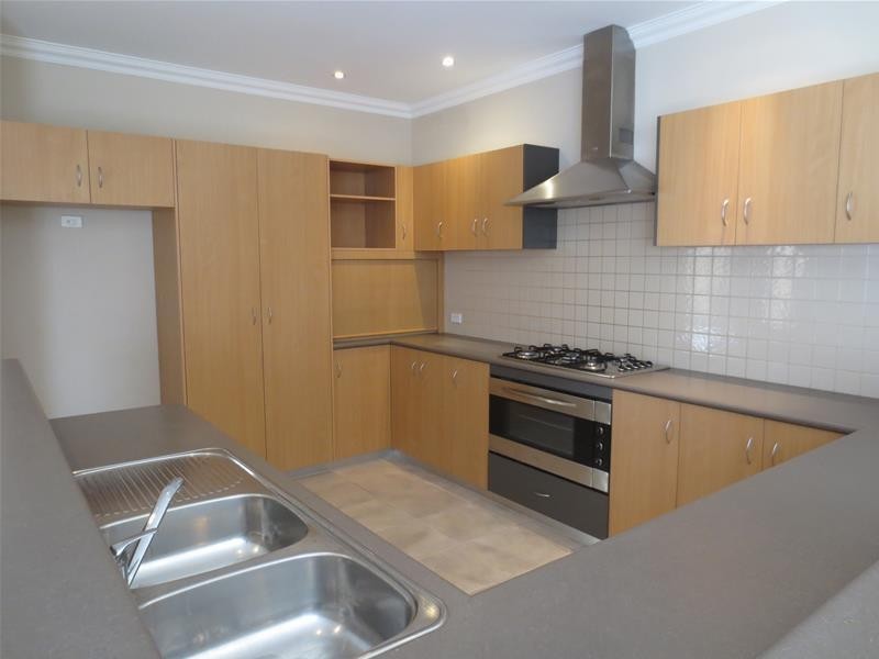 19 Tissington Drive, Darch WA 6065