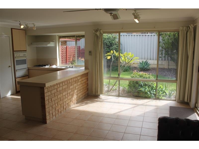 21 Muirfield Way, Joondalup WA 6027