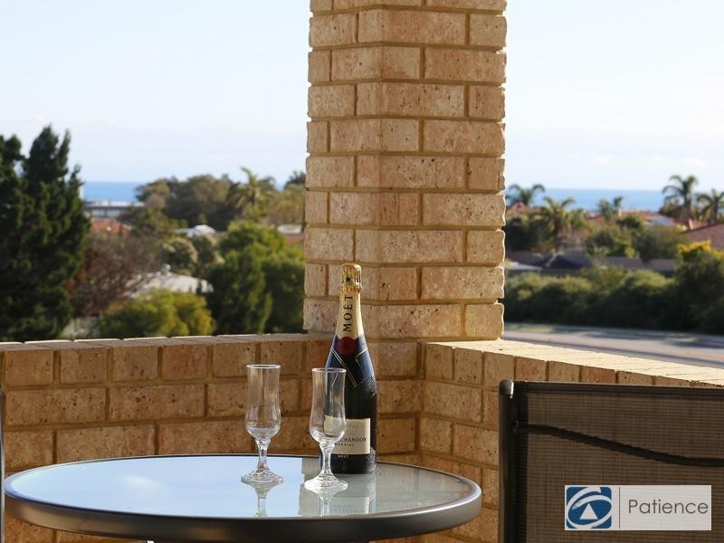 9 Sheringham Retreat, Currambine WA 6028