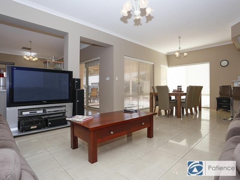 9 Sheringham Retreat, Currambine WA 6028