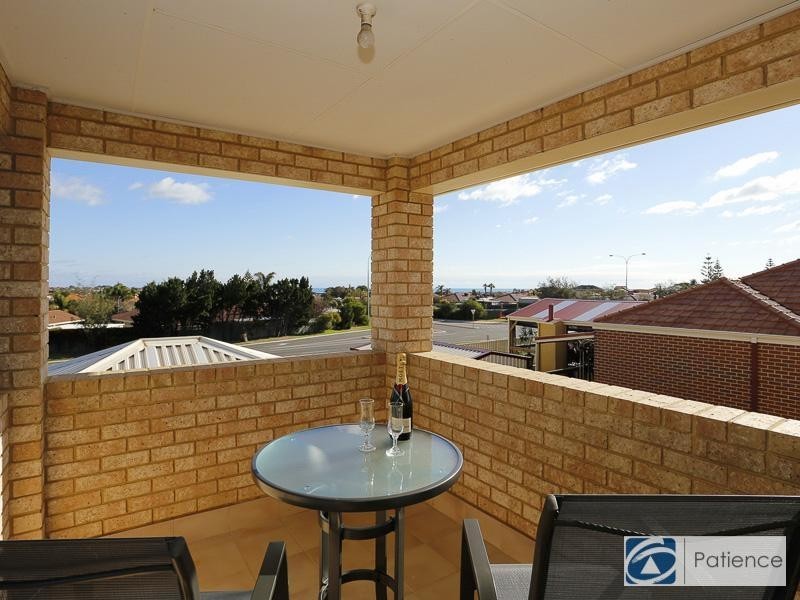 9 Sheringham Retreat, Currambine WA 6028