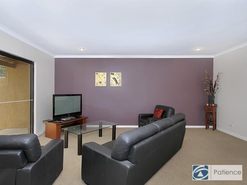 17 Silver Place, Carine WA 6020