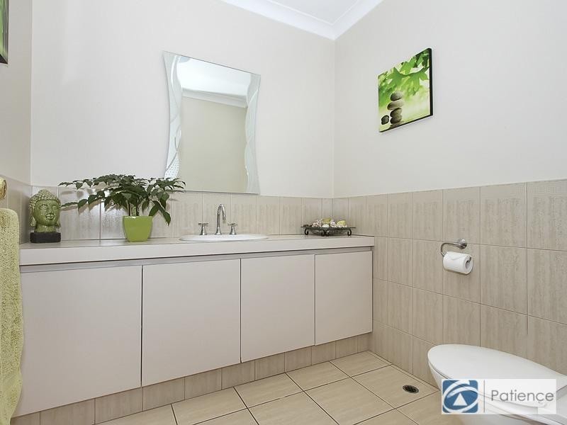 17 Silver Place, Carine WA 6020