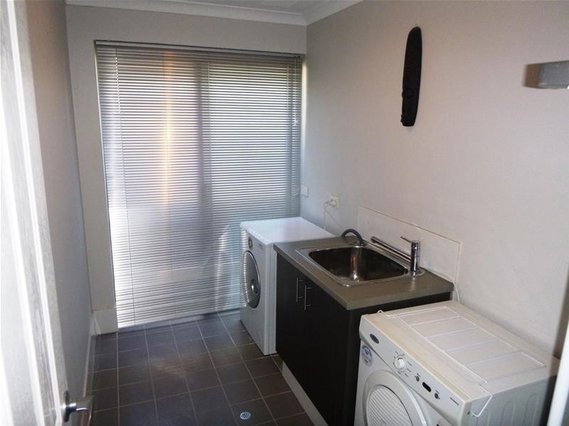 23 Current Street, Yanchep WA 6035