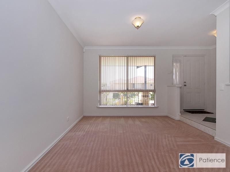 24 Bergalia Mews, Currambine WA 6028