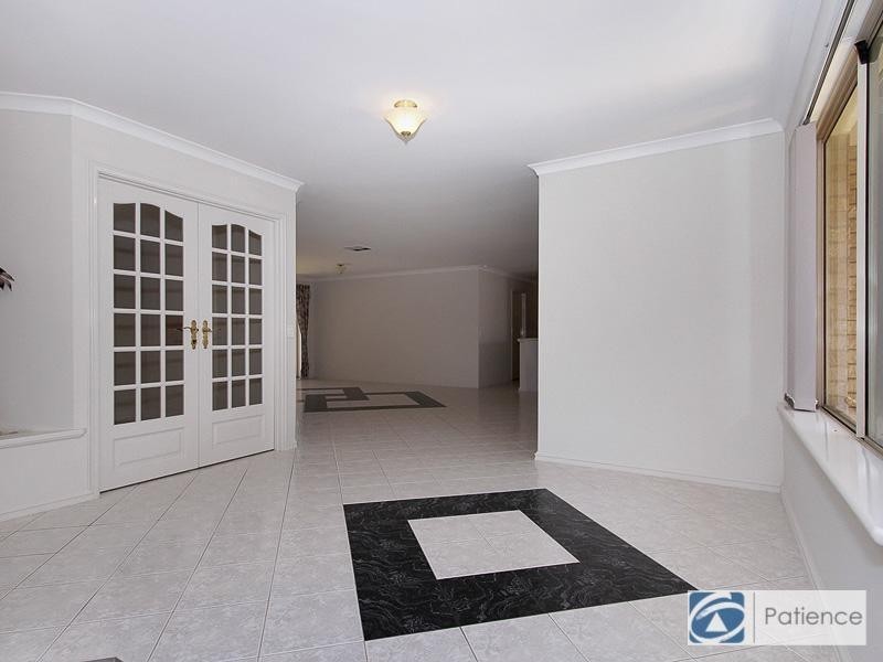 24 Bergalia Mews, Currambine WA 6028