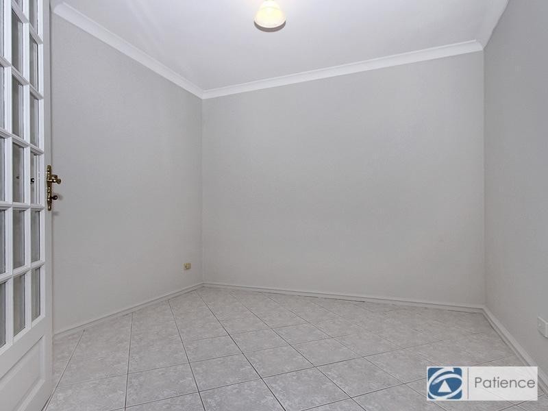 24 Bergalia Mews, Currambine WA 6028