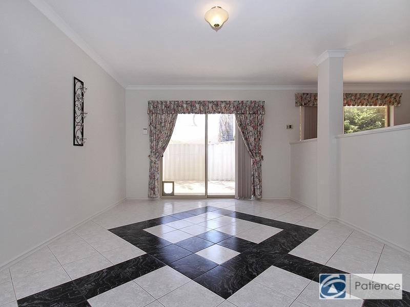 24 Bergalia Mews, Currambine WA 6028