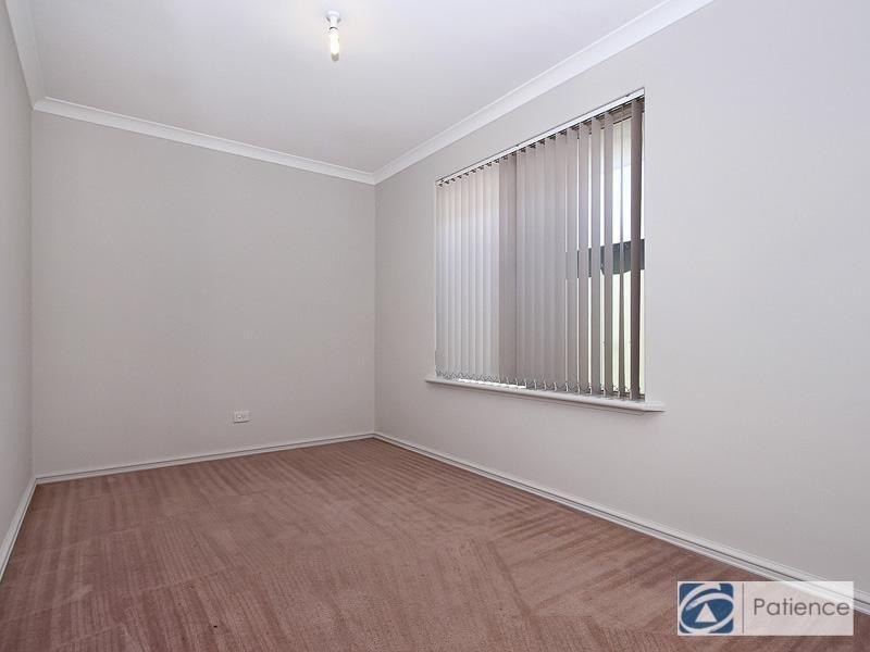 24 Bergalia Mews, Currambine WA 6028