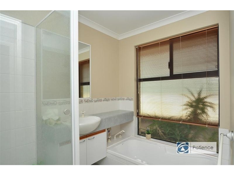 413 Kingsway, Landsdale WA 6065