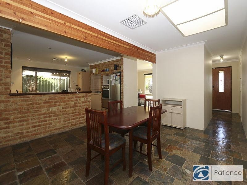 9 Larsson Walk, Clarkson WA 6030