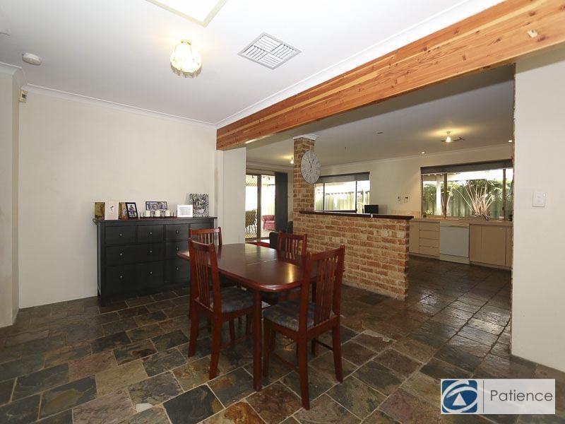 9 Larsson Walk, Clarkson WA 6030