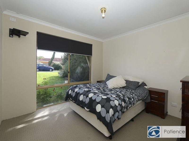 9 Larsson Walk, Clarkson WA 6030