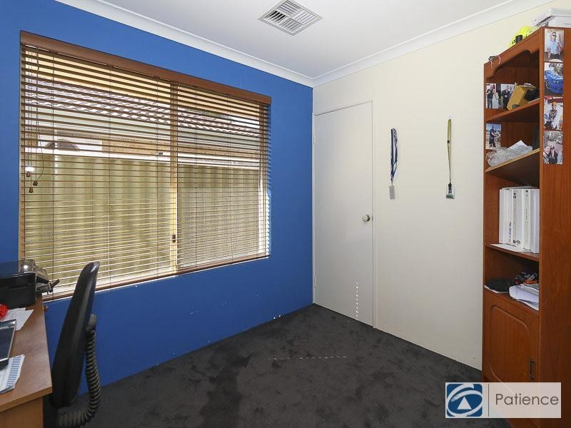 9 Larsson Walk, Clarkson WA 6030