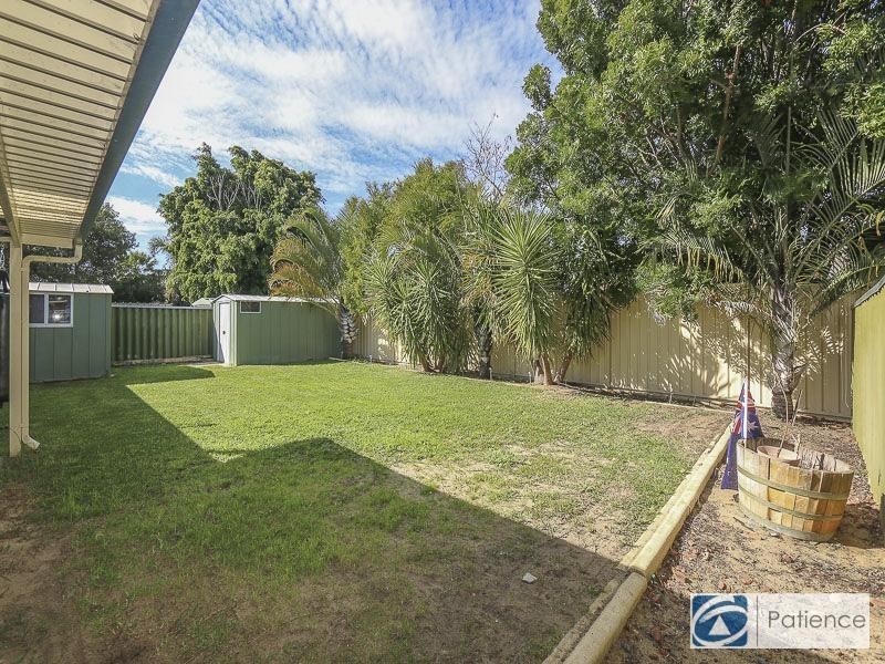 9 Larsson Walk, Clarkson WA 6030