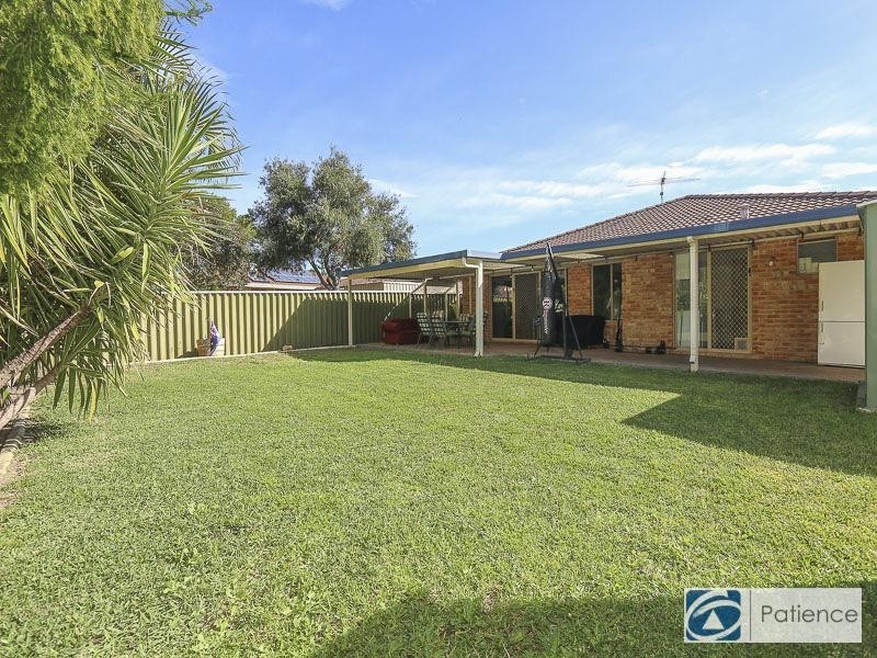 9 Larsson Walk, Clarkson WA 6030