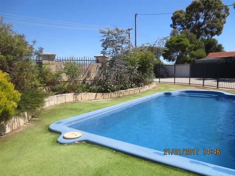 6 Ullswater Place, Balga WA 6061