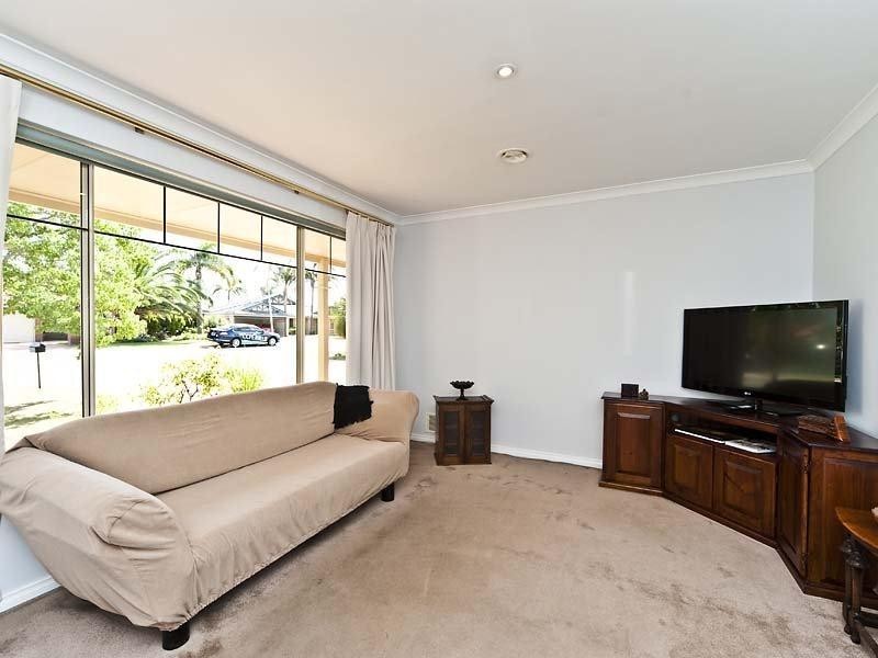 90 Lydon Boulevard, Atwell WA 6164