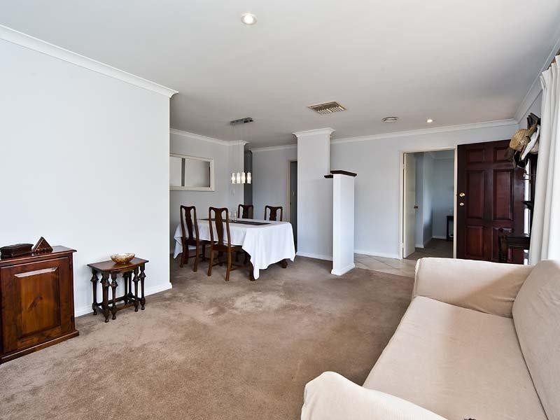 90 Lydon Boulevard, Atwell WA 6164