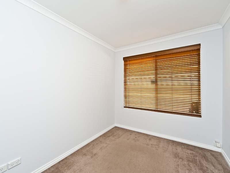 90 Lydon Boulevard, Atwell WA 6164