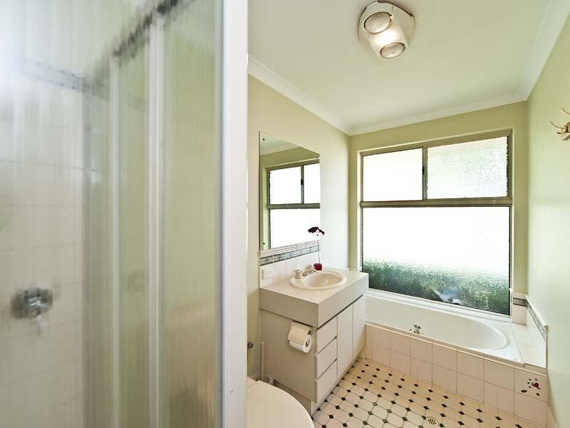 90 Lydon Boulevard, Atwell WA 6164