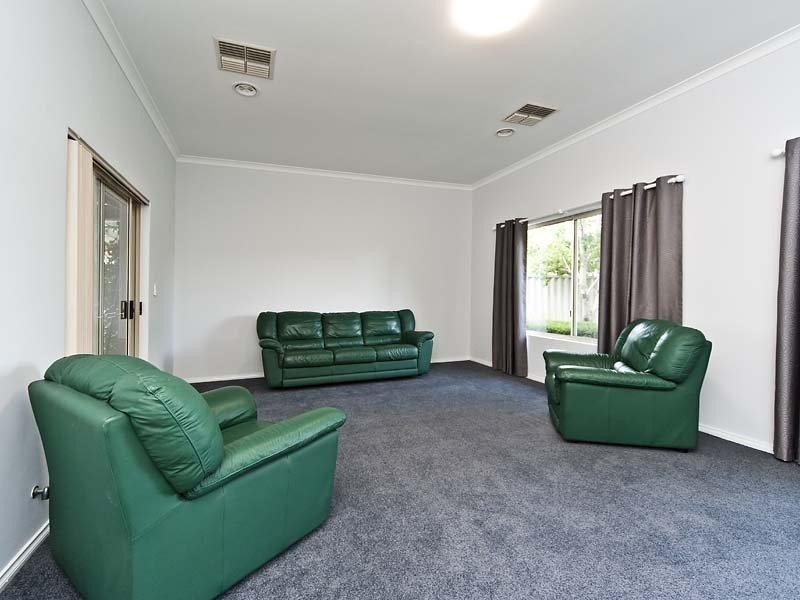 90 Lydon Boulevard, Atwell WA 6164