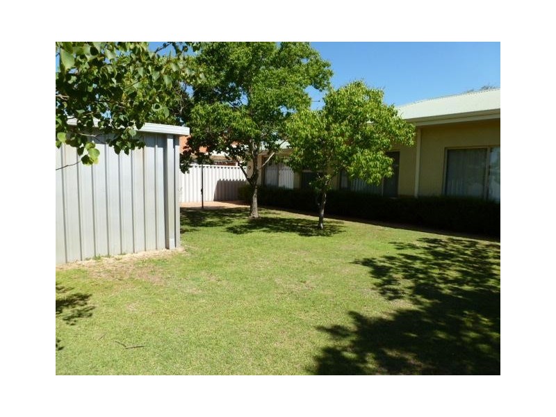 90 Lydon Boulevard, Atwell WA 6164