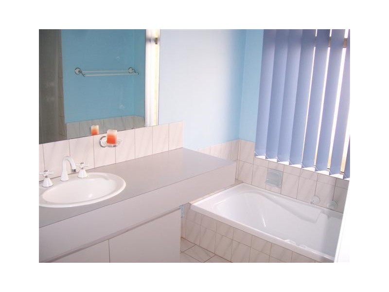 4 Dauphine Place, Joondalup WA 6027