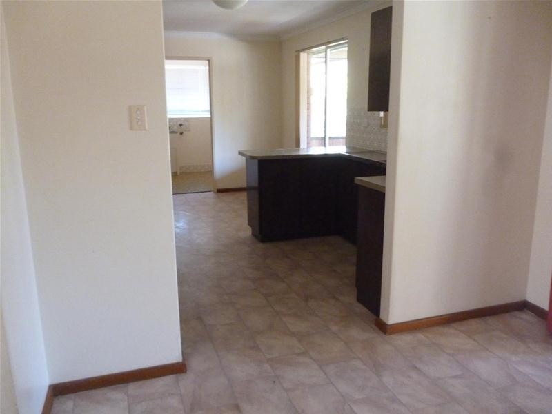 7 Yanna Place, Wanneroo WA 6065