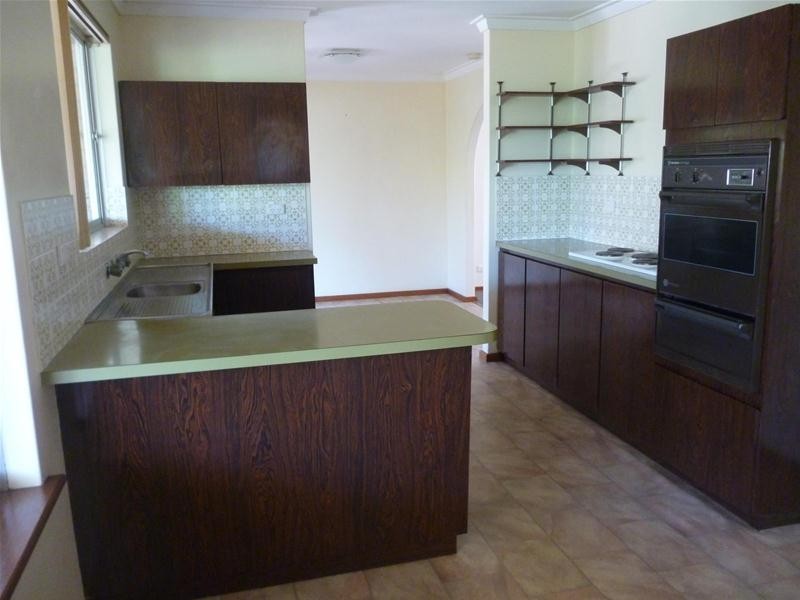 7 Yanna Place, Wanneroo WA 6065