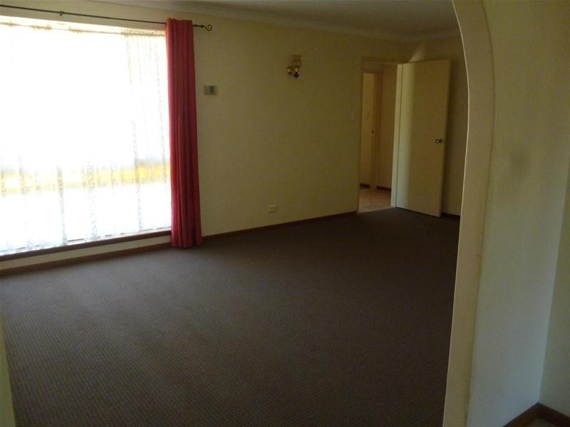 7 Yanna Place, Wanneroo WA 6065