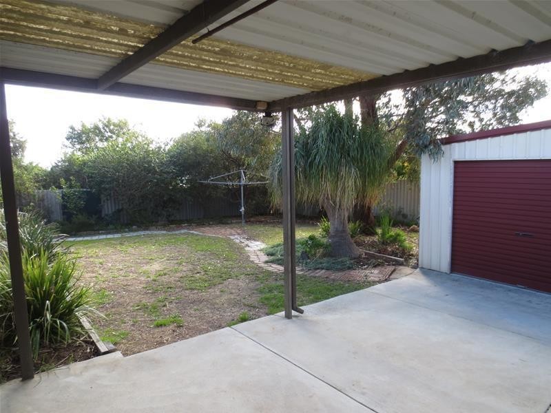 7 Yanna Place, Wanneroo WA 6065