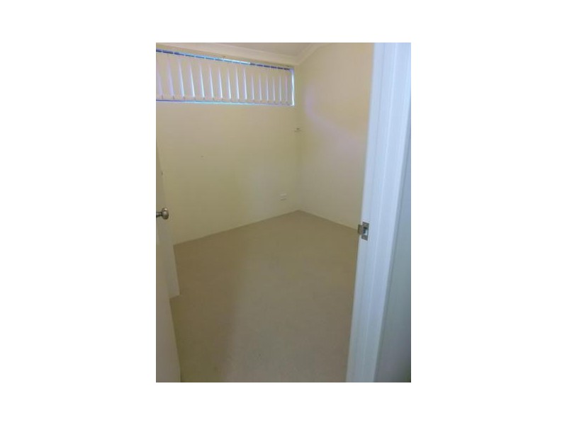 15 Bentham Turn, Banksia Grove WA 6031