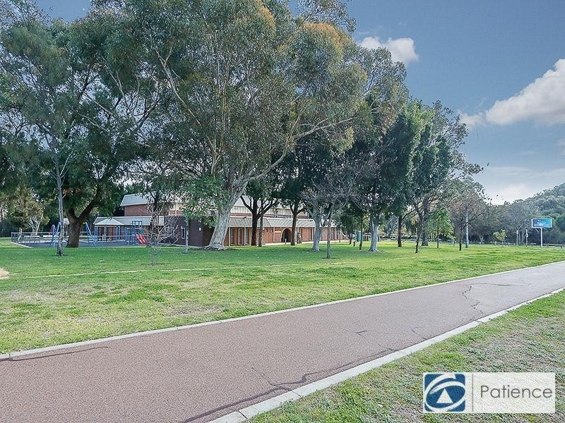 45 Manbari Crescent, Wanneroo WA 6065