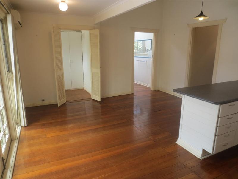 6 Tareena Street, Nedlands WA 6009