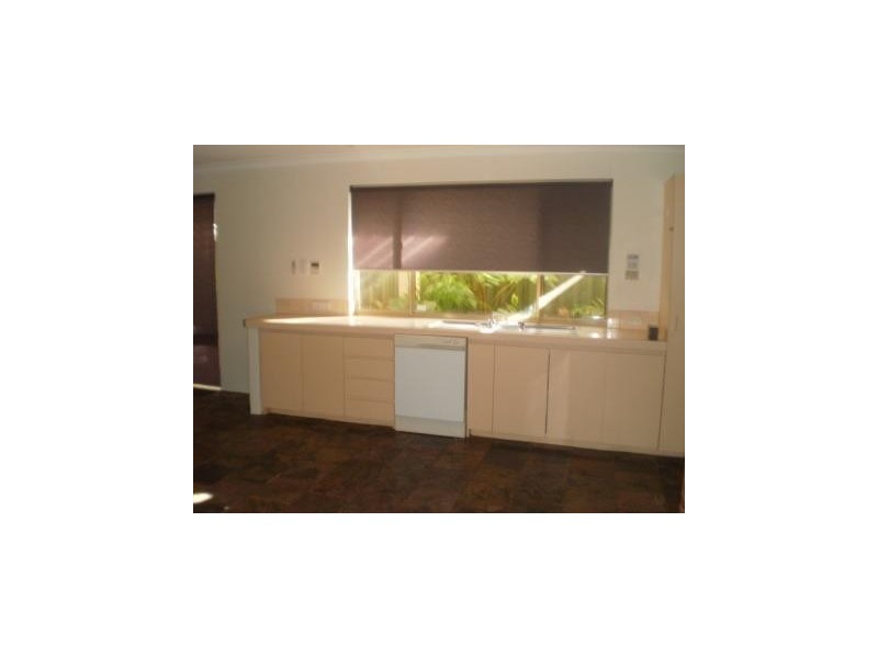 9 Larsson Walk, Clarkson WA 6030