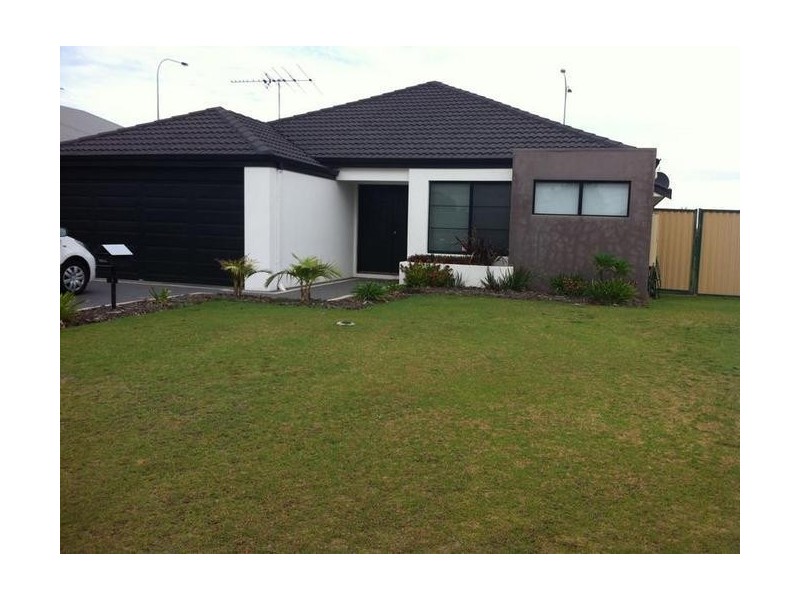 8 Bonnard Crescent, Ashby WA 6065