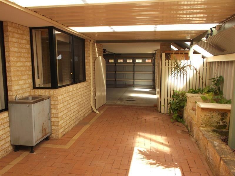 14 Dilkera Place, Quinns Rocks WA 6030