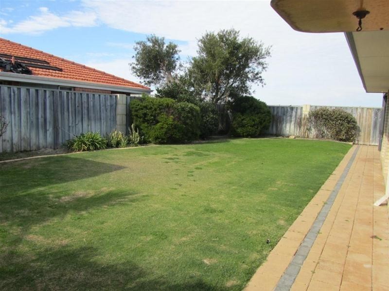 15 Malacca Way, Mindarie WA 6030