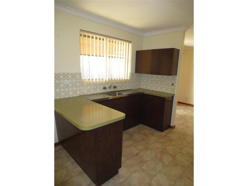 7 Yanna Place, Wanneroo WA 6065