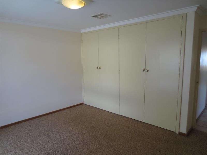 7 Yanna Place, Wanneroo WA 6065