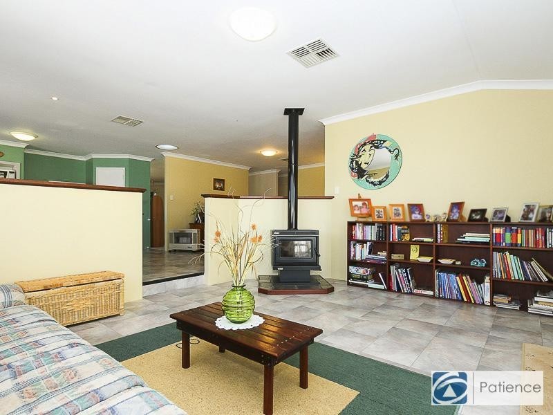 19 Muirfield Way, Joondalup WA 6027