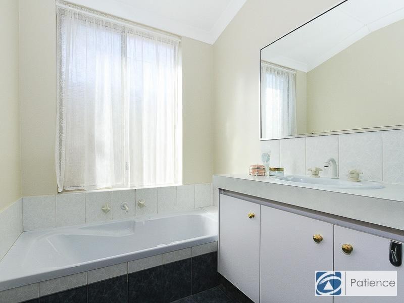 19 Muirfield Way, Joondalup WA 6027