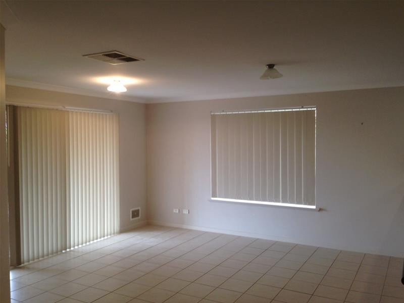 18 Westbrook Parade, Ellenbrook WA 6069