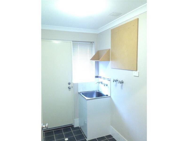 18 Westbrook Parade, Ellenbrook WA 6069