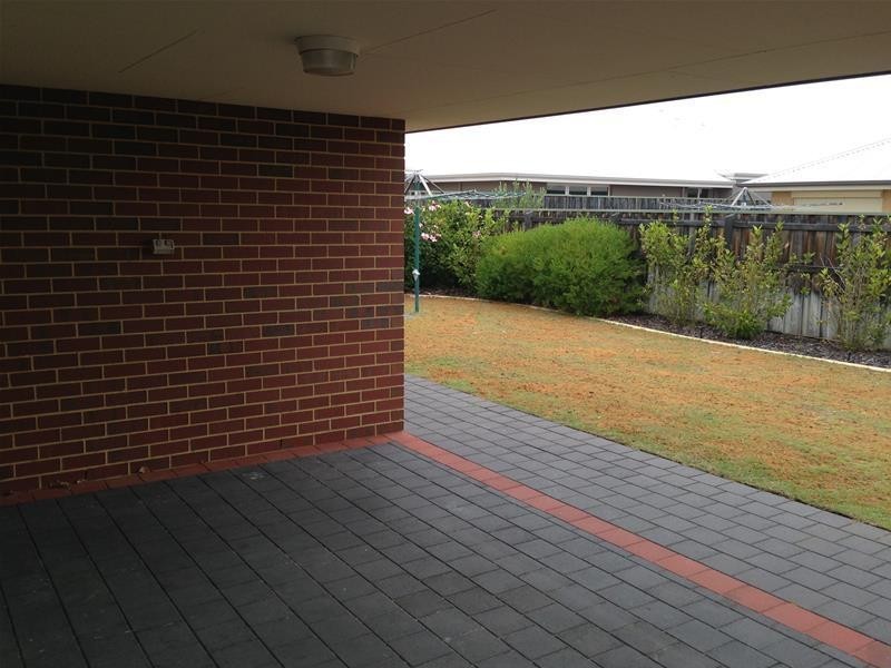 18 Westbrook Parade, Ellenbrook WA 6069