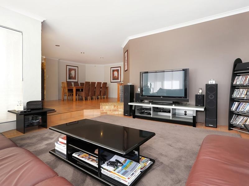 14 Seamill Glen, Kinross WA 6028