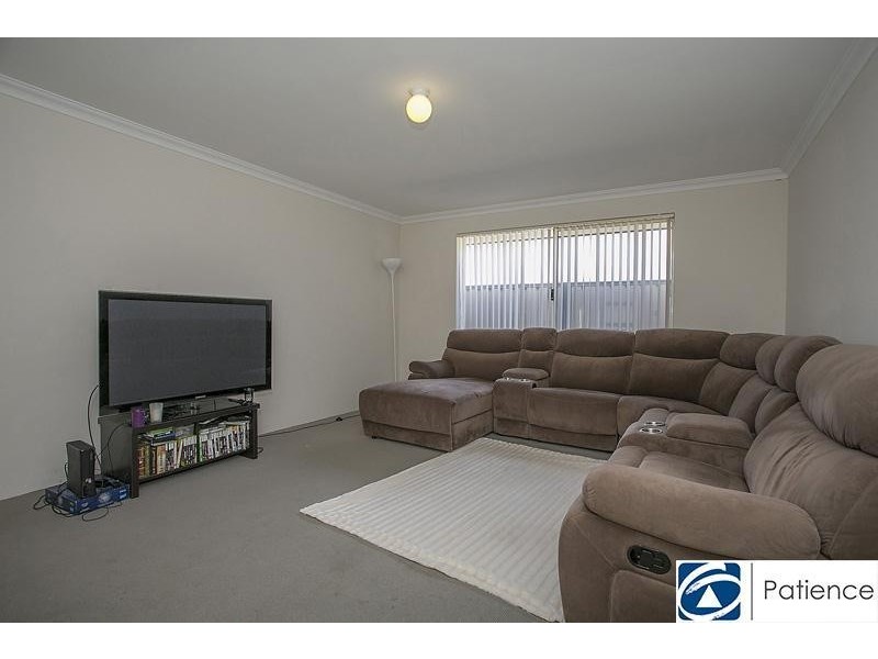 18 Berlin Drive, Wanneroo WA 6065