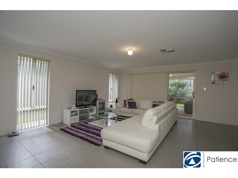 18 Berlin Drive, Wanneroo WA 6065